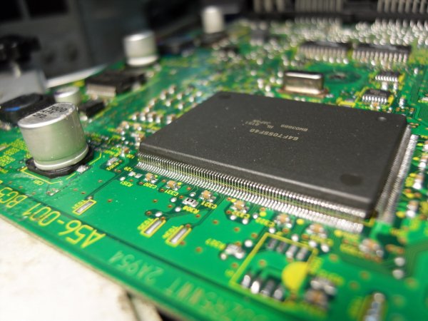 Reparar Hitachi ECU en Nissan Maxima