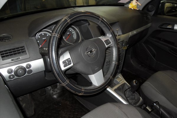 Reparación de Opel Z17DTH ECU